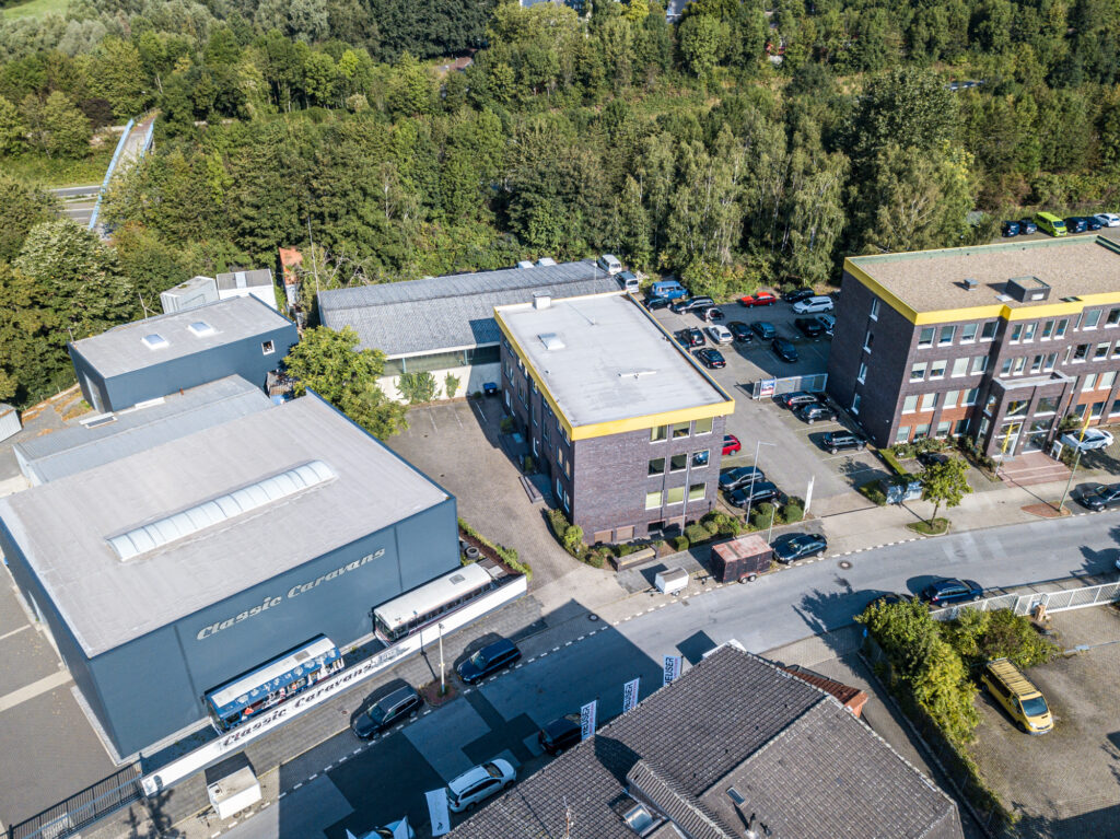 RUHR REAL verkauft Gewerbeimmobilie im Duisburger Süden an BS Grundbesitz