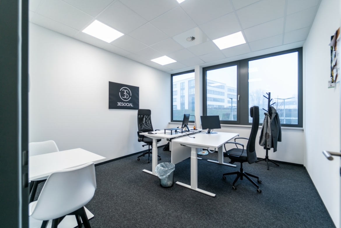 Doppelbüro