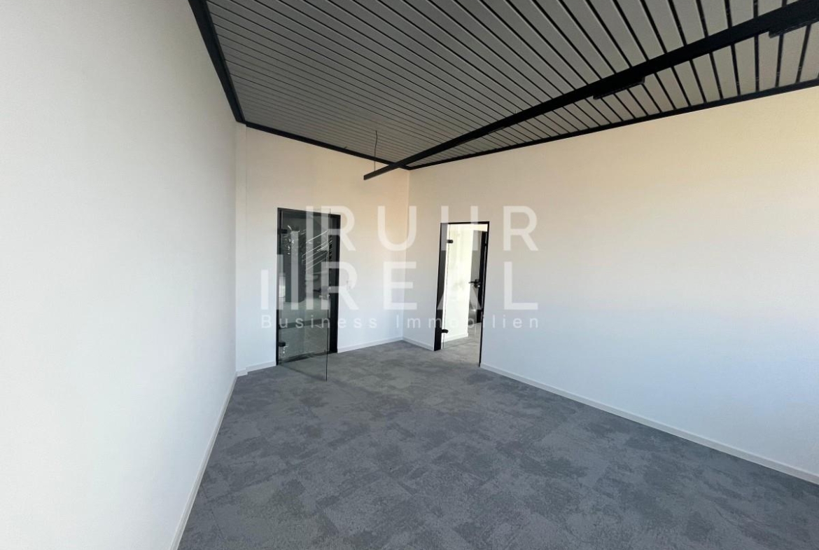 Büro EG