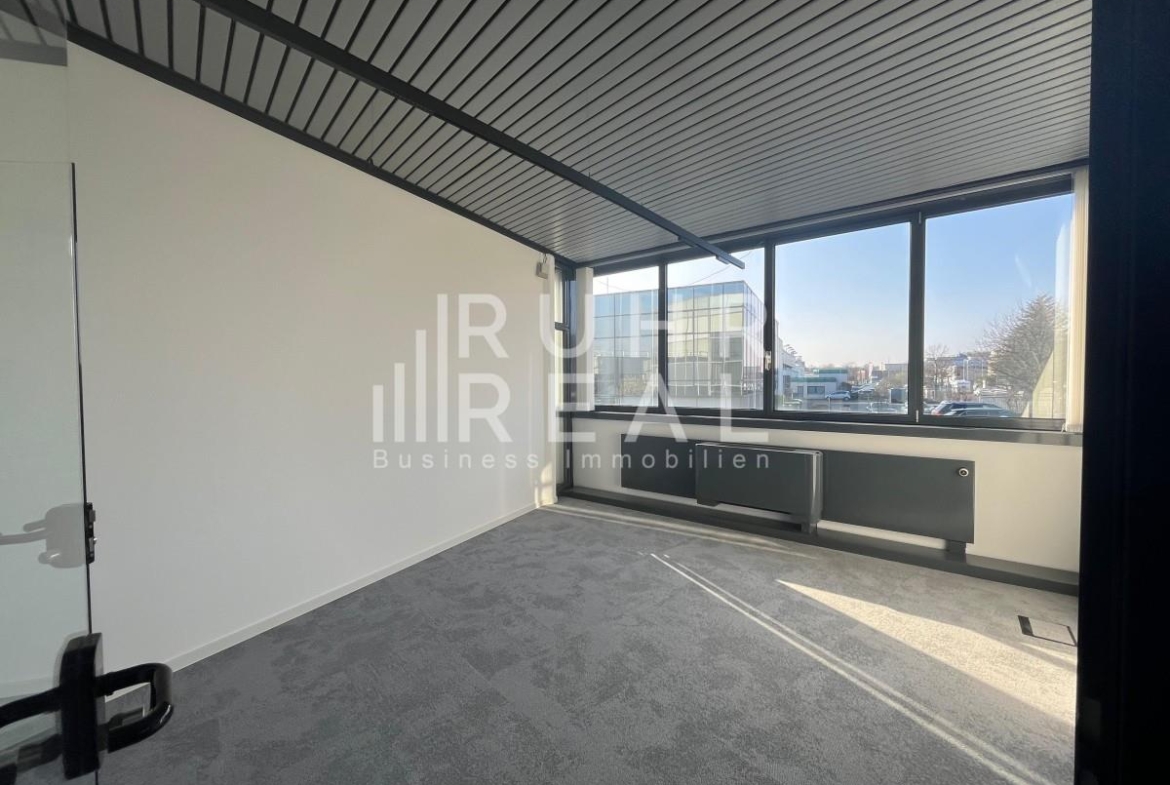 Büro EG