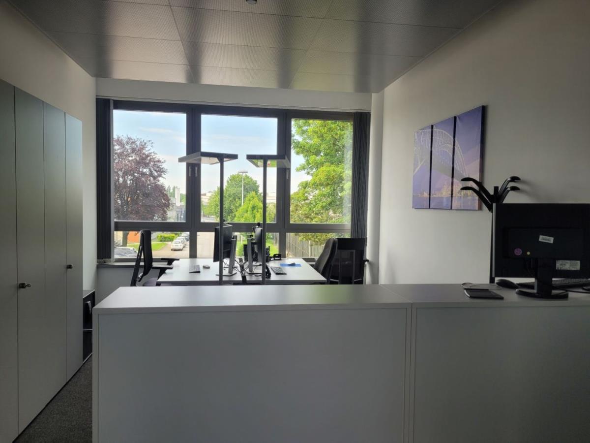 Büro 2