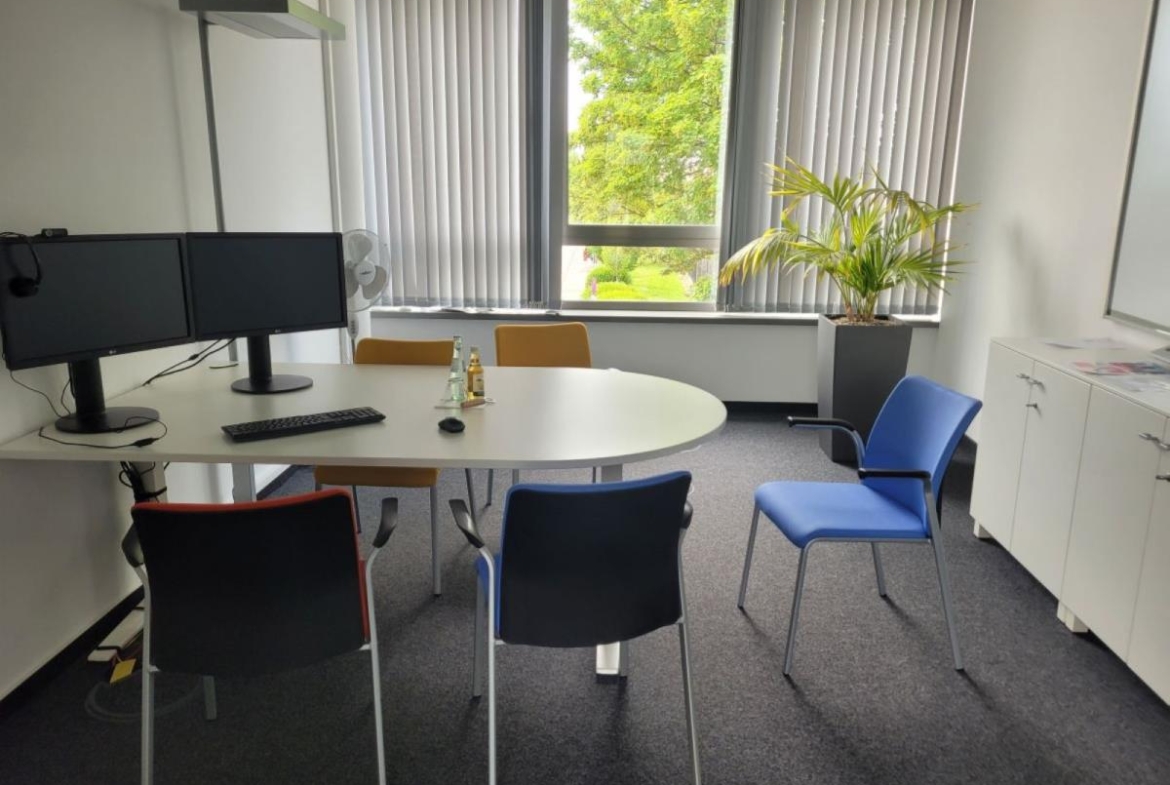 Büro 1