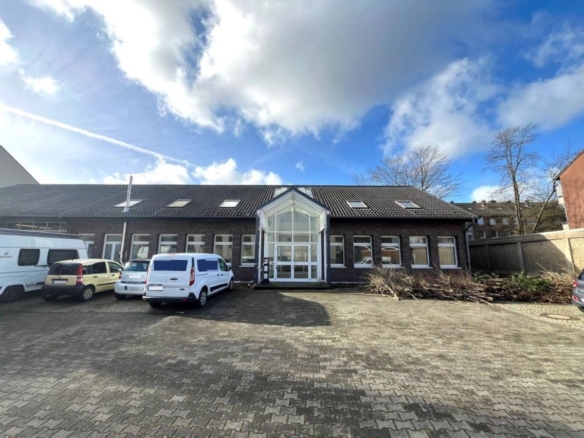 Außenansicht Eingang