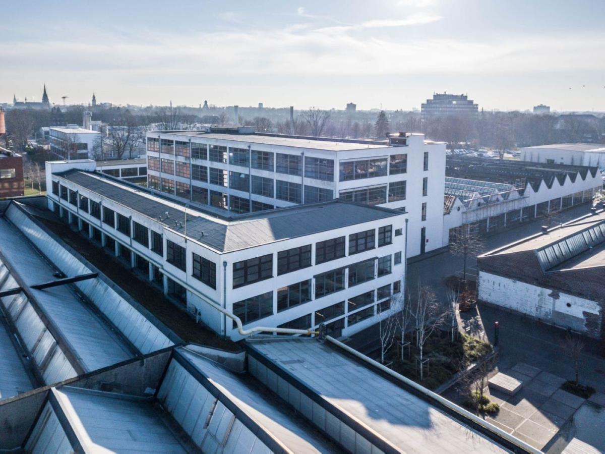 Außenaufnahme III Außenaufnahme III