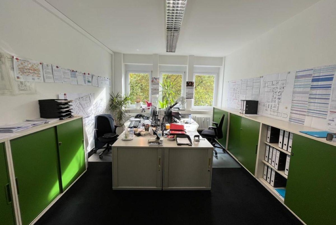 Doppelbüro