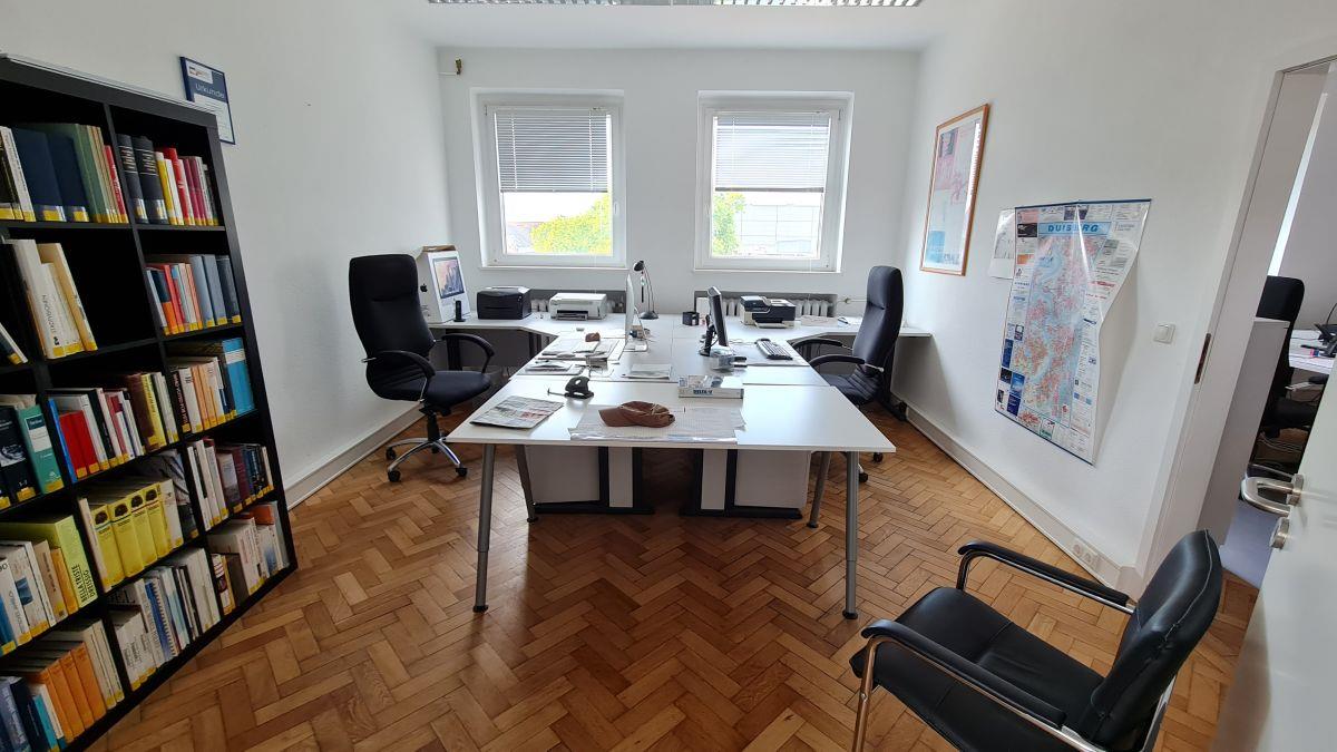 Büro