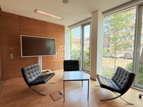 Loungebereich im Erdgeschoss