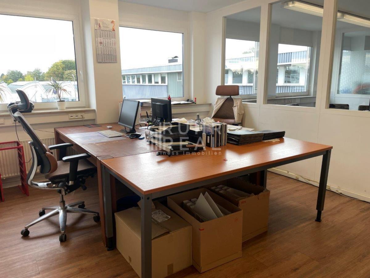 Doppelbüro