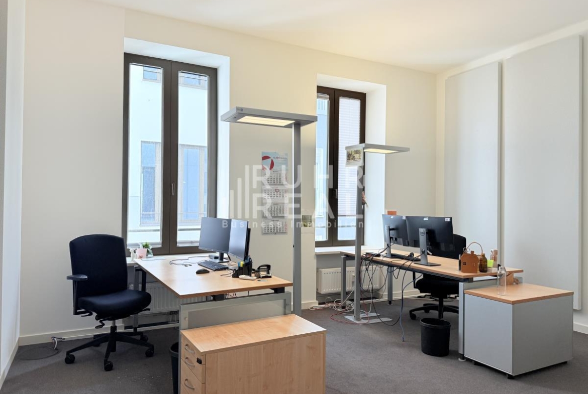 Doppelbüro