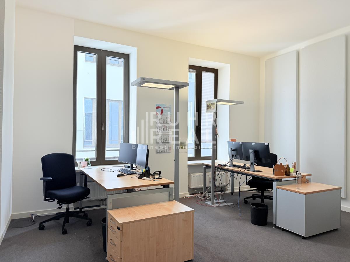 Doppelbüro