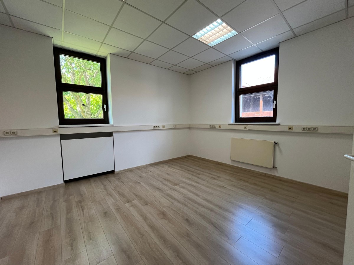 Eckbüro