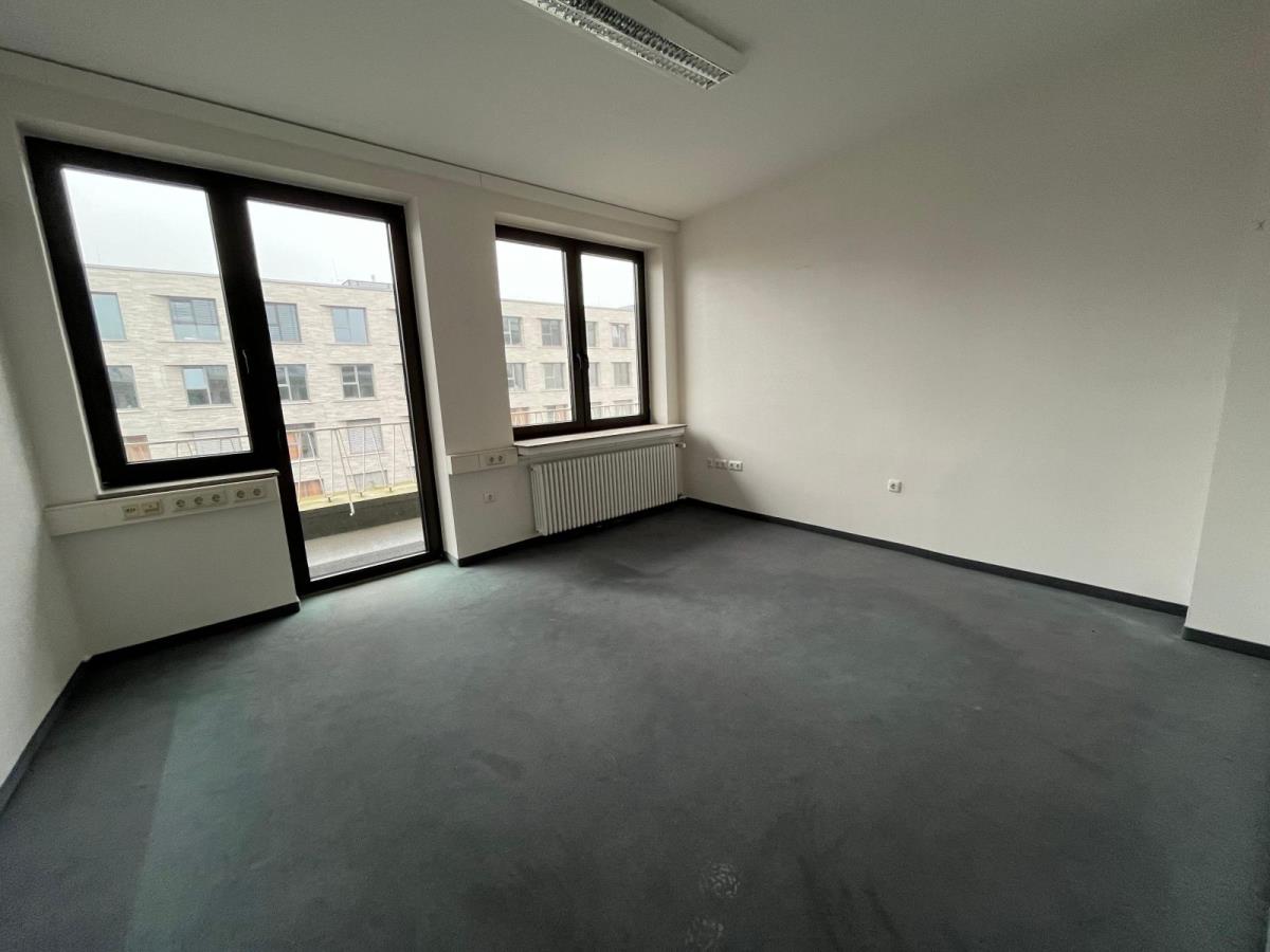 Büro mit Balkon Büro mit Balkon