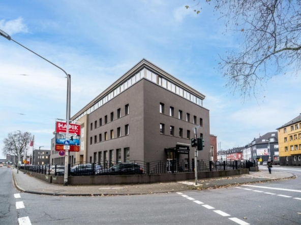 Straßenansicht