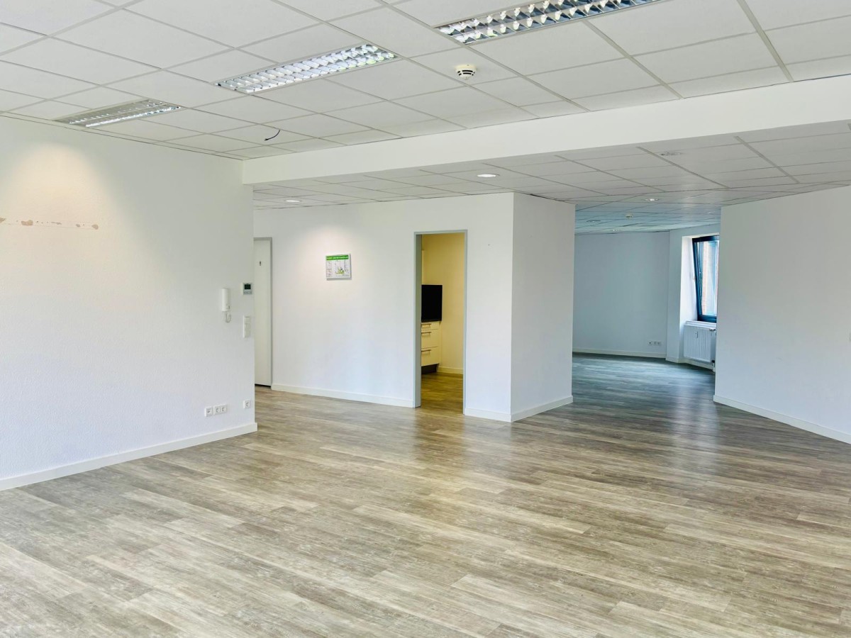 Innenansicht Büro Innenansicht Büro