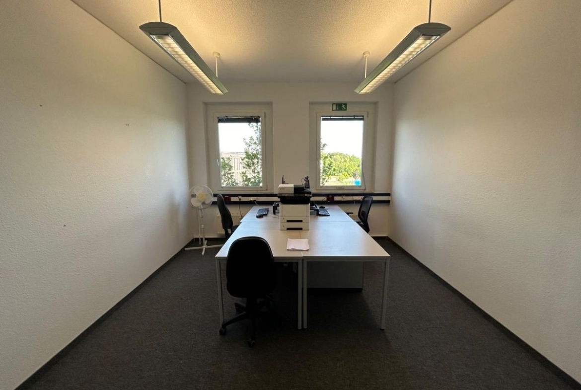 Doppelbüro