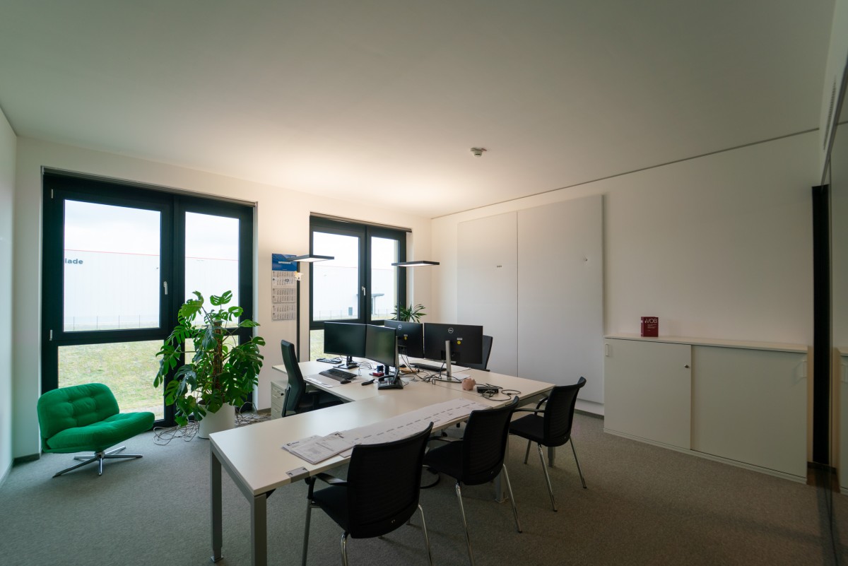Doppelbüro