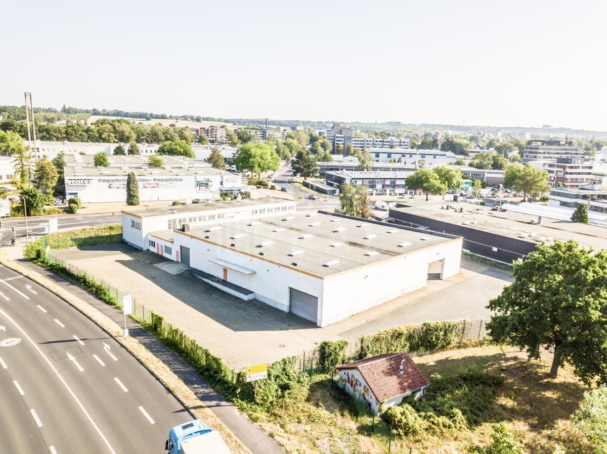 Drohnenaufnahme Seitenansicht