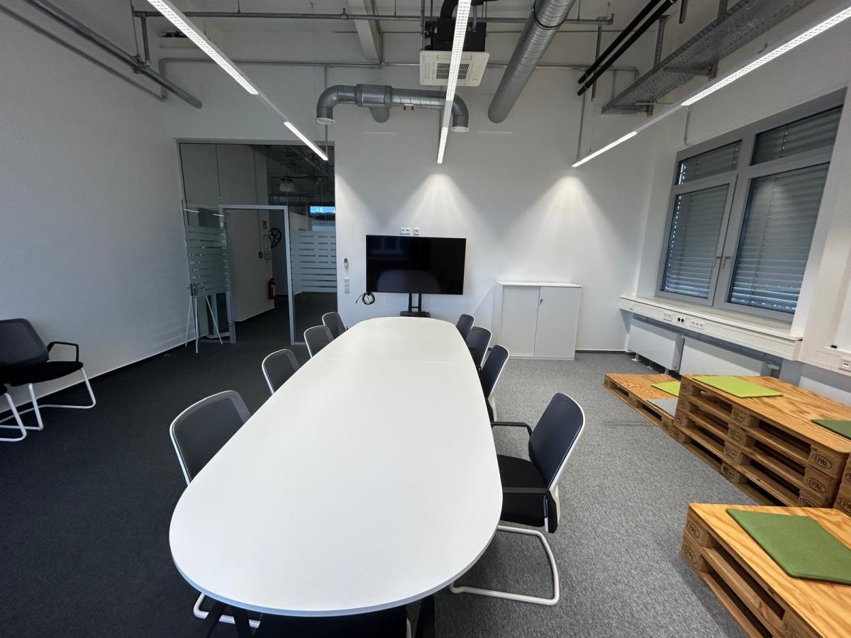 Ansicht Besprechungsraum Ansicht Besprechungsraum