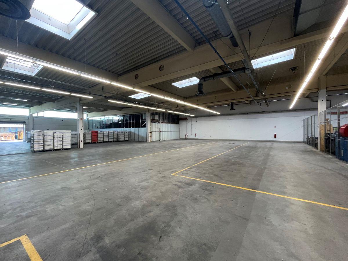 Innenansicht Halle Innenansicht Halle