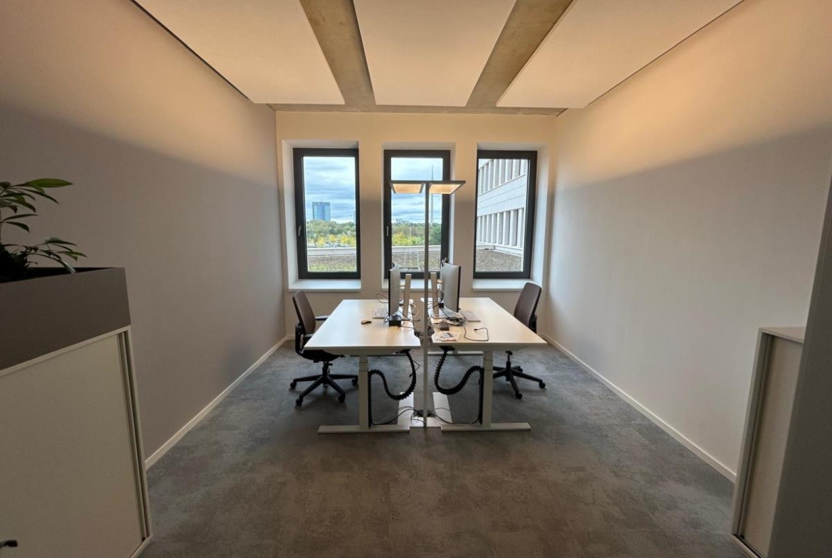 Doppelbüro