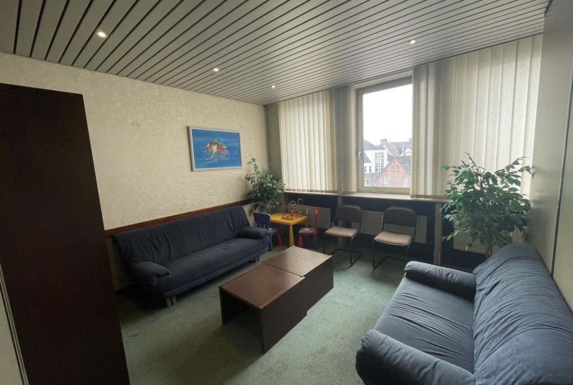 Wartezimmer / Büro