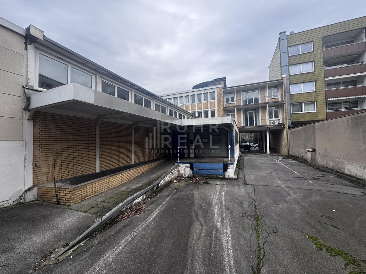 Anlieferung – Rampe Anlieferung - Rampe