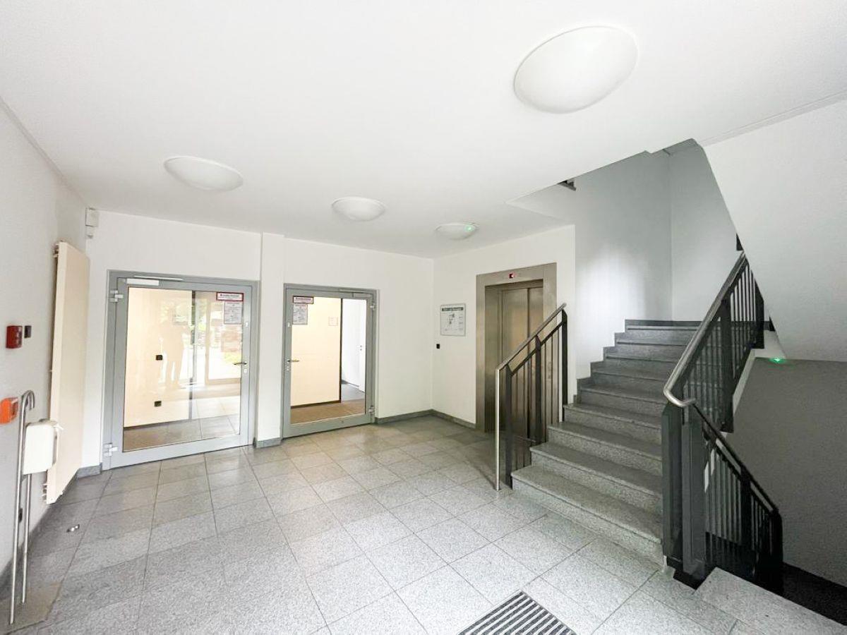 a9647d8a-9277-440e-b712-a0db0cf7be5b_Treppenhaus