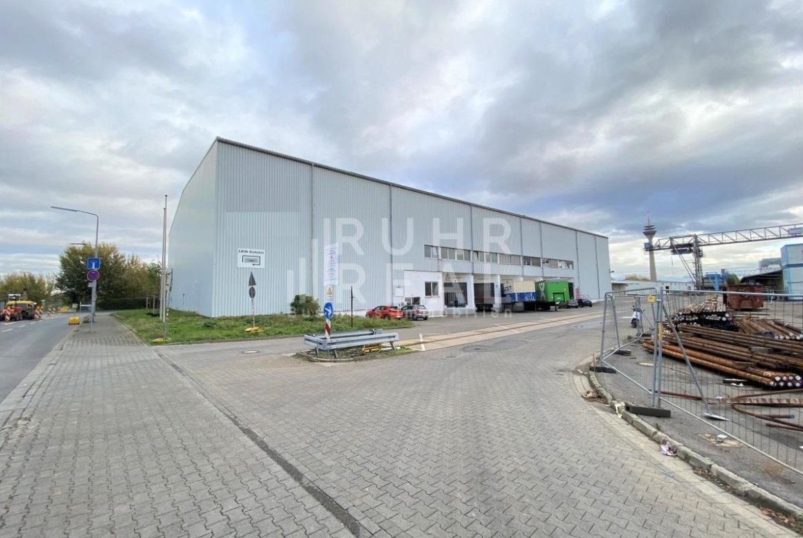 Außenansicht Halle