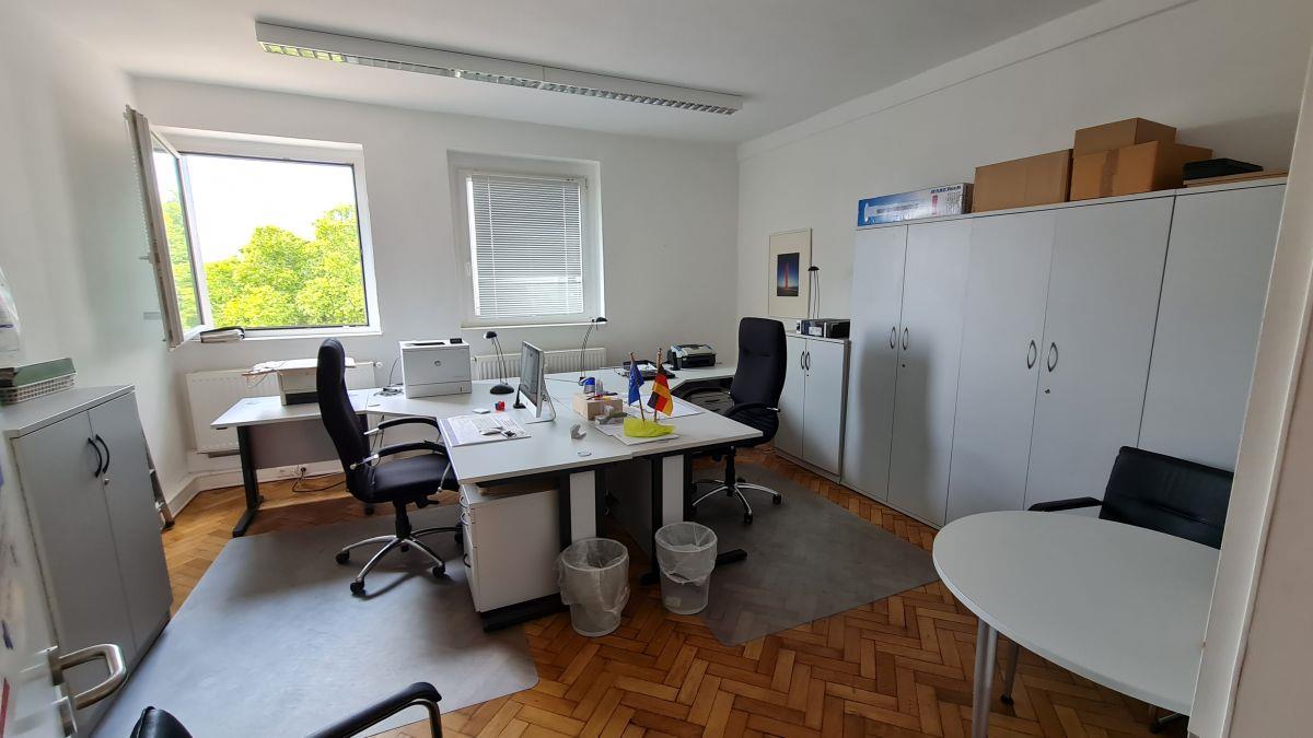 Büro