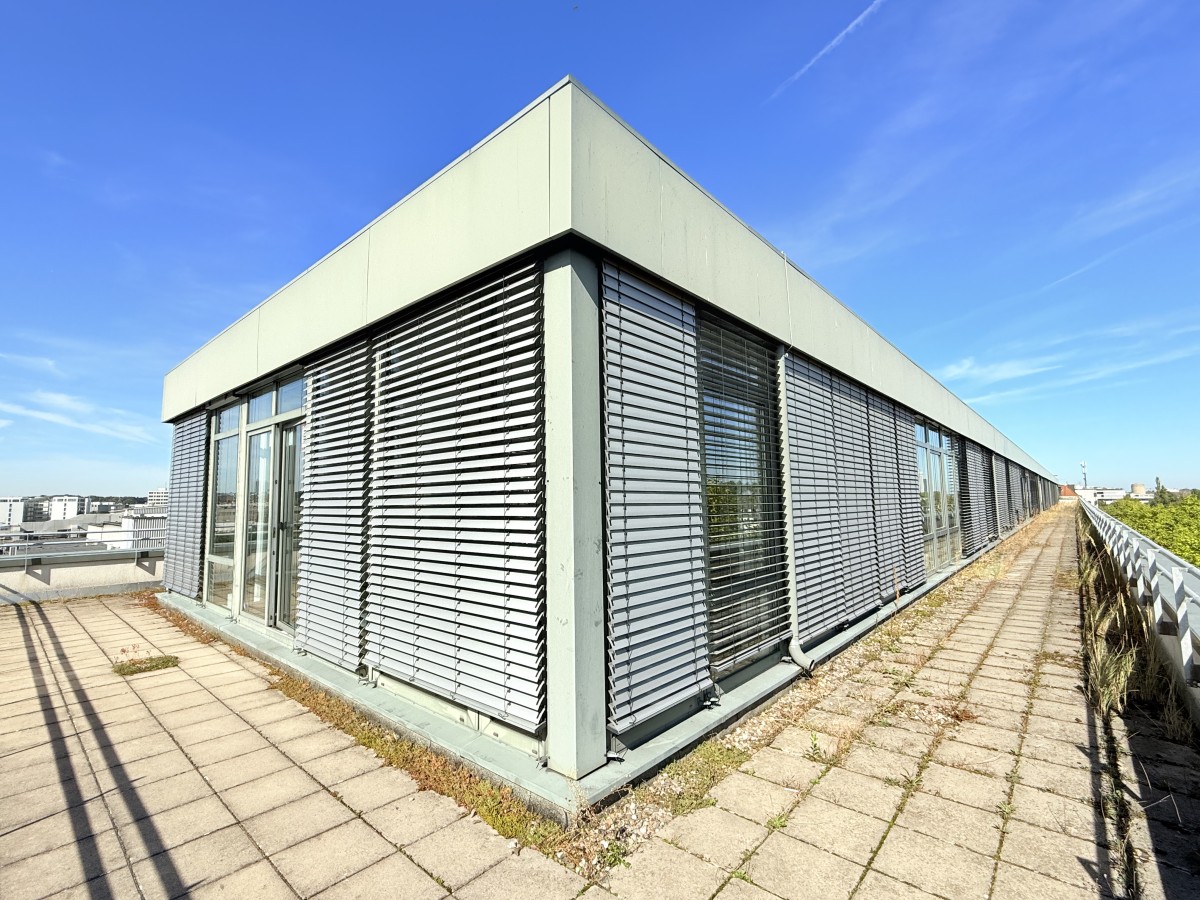 Dachterrasse 4. OG Dachterrasse 4. OG