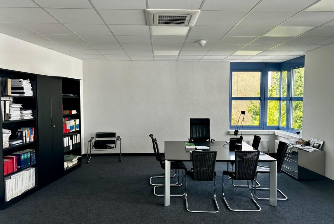 Büro / Meetingraum