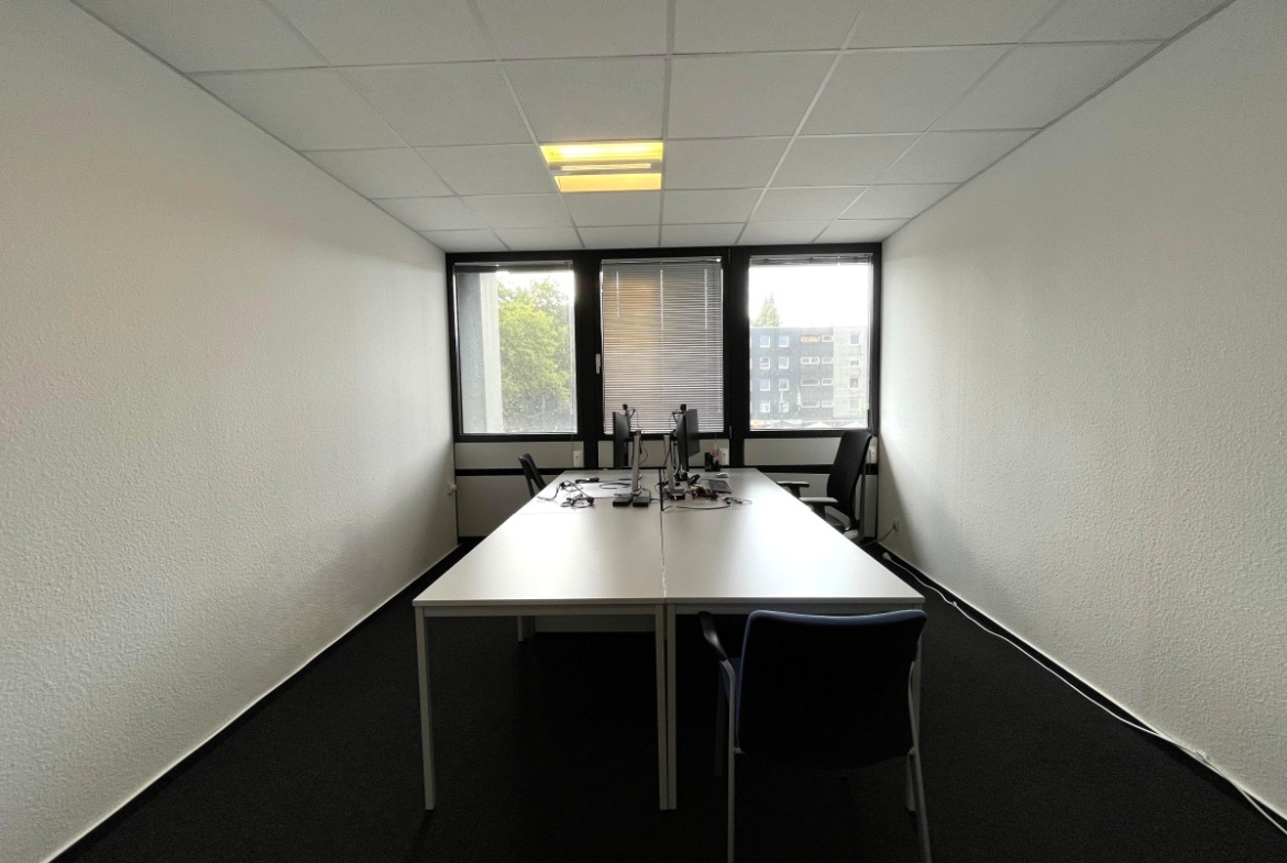 Doppelbüro