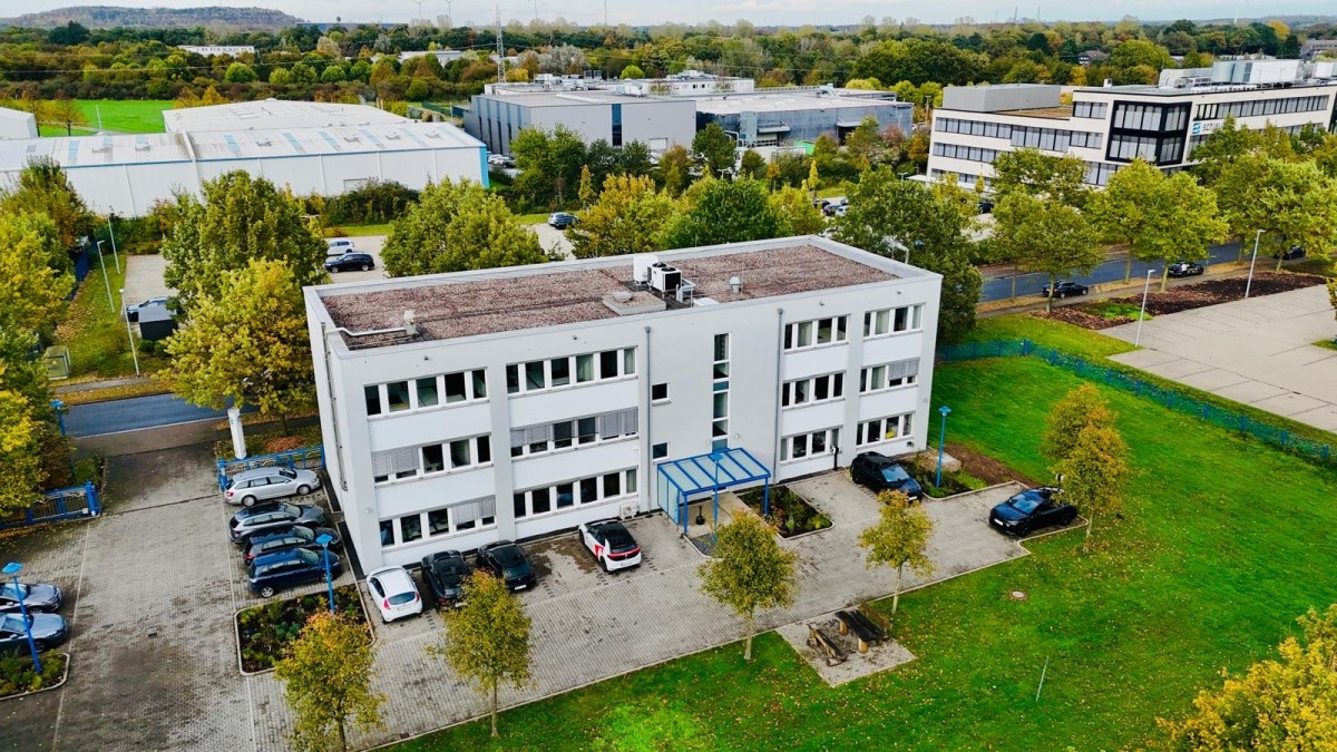 Außenansicht Parkplatz