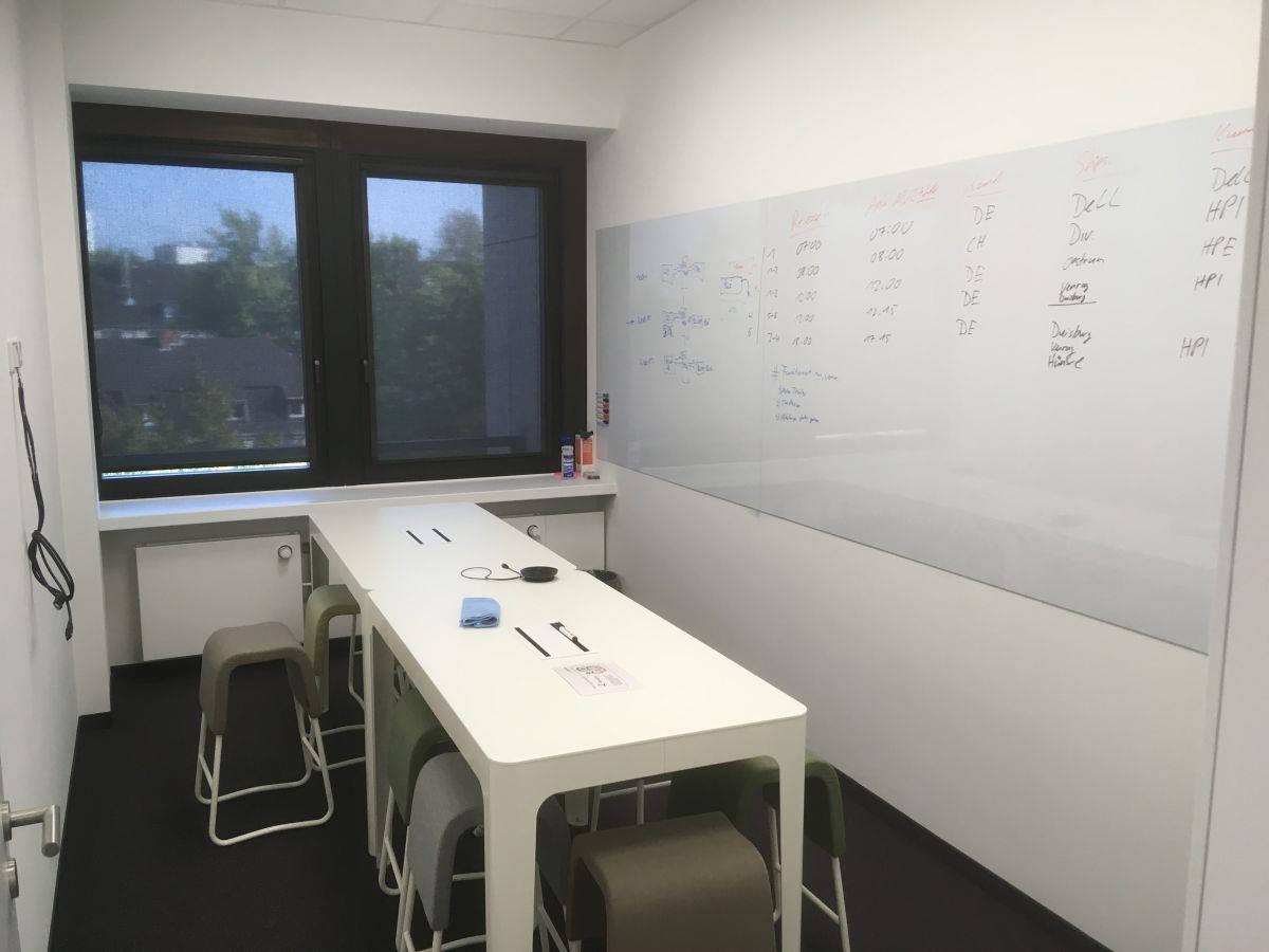 Beispielbild Besprechung Beispielbild Besprechung