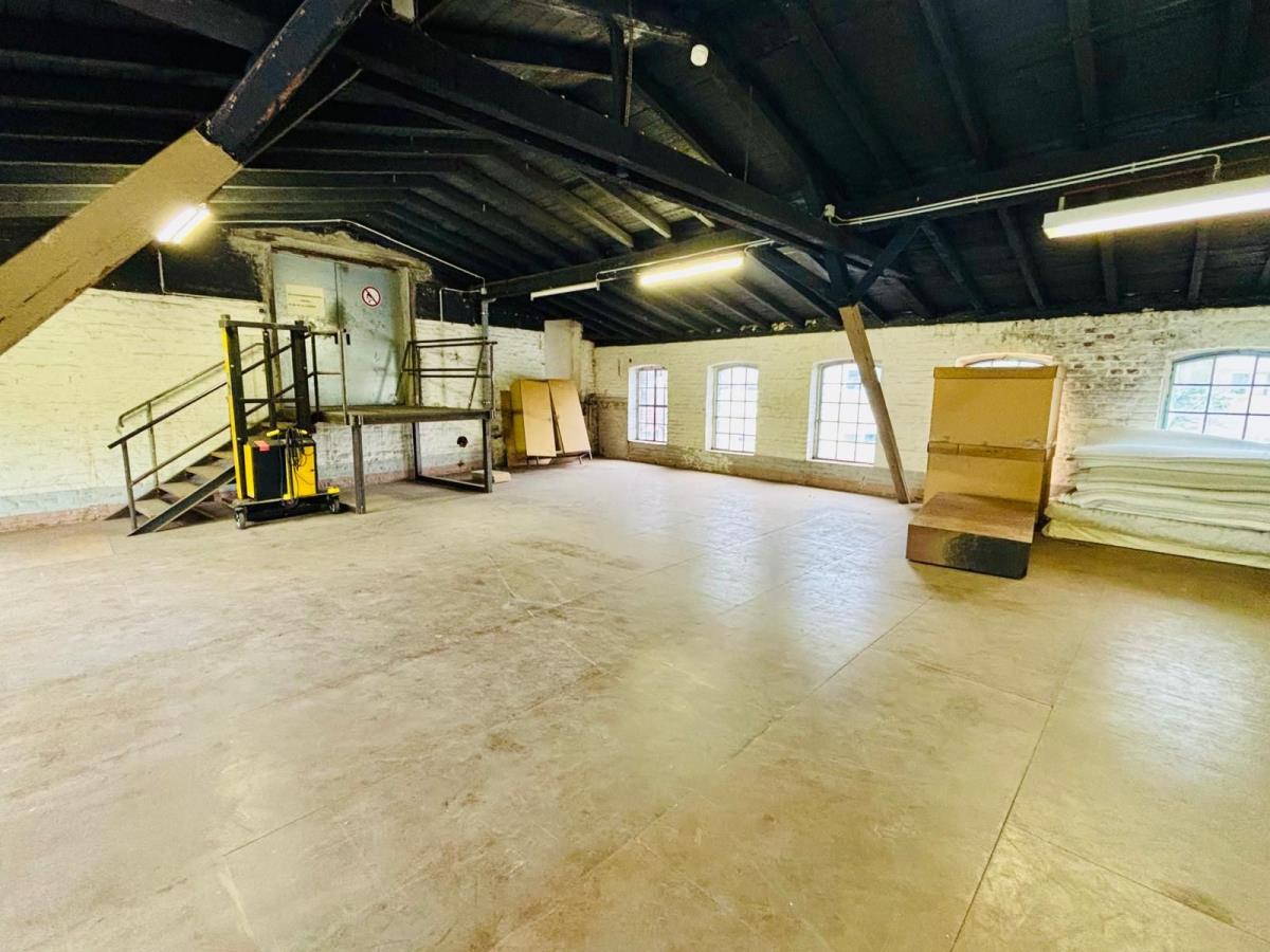 47468088-1cfb-4bd3-b2cd-0062cc8a4104 47468088-1cfb-4bd3-b2cd-0062cc8a4104