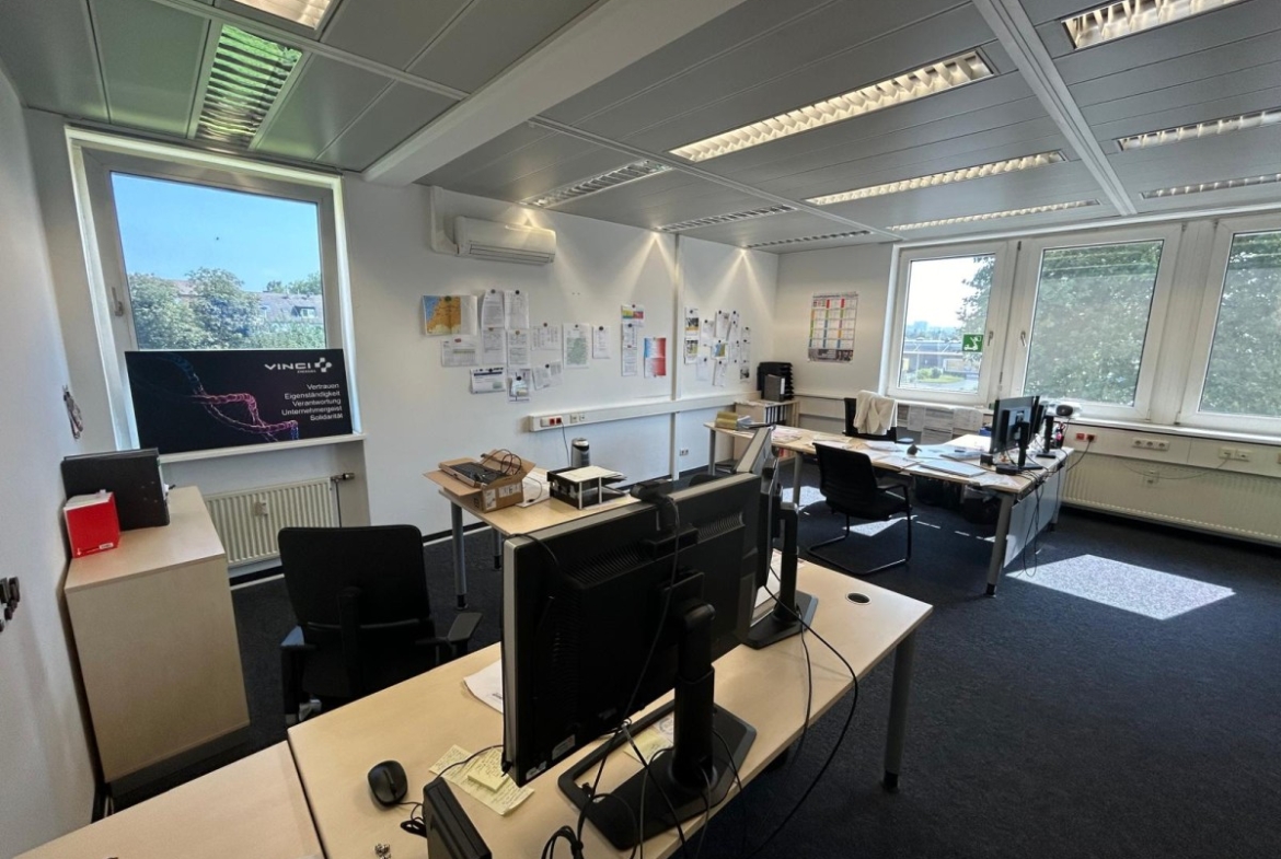 Eckbüro