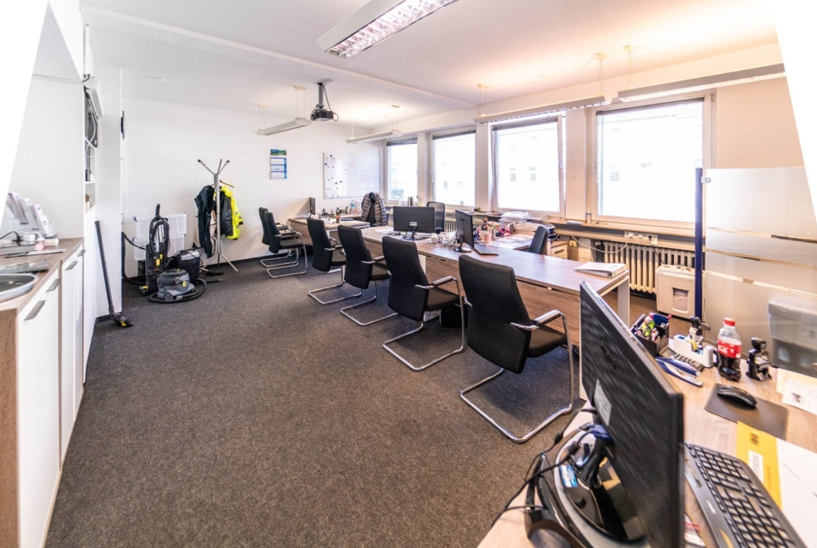 Büro exemplarisch