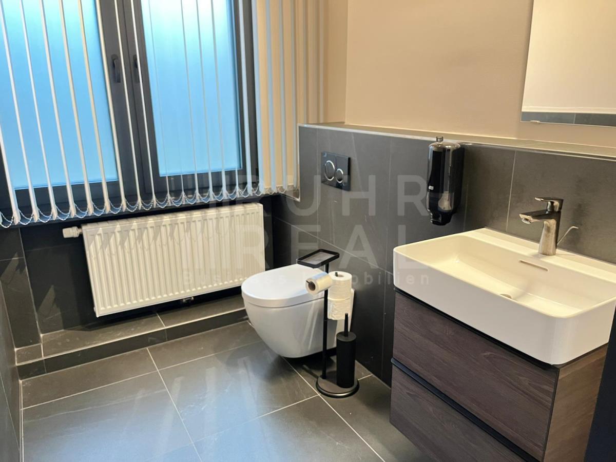 Büro- & Sozialflächen Büro- & Sozialflächen