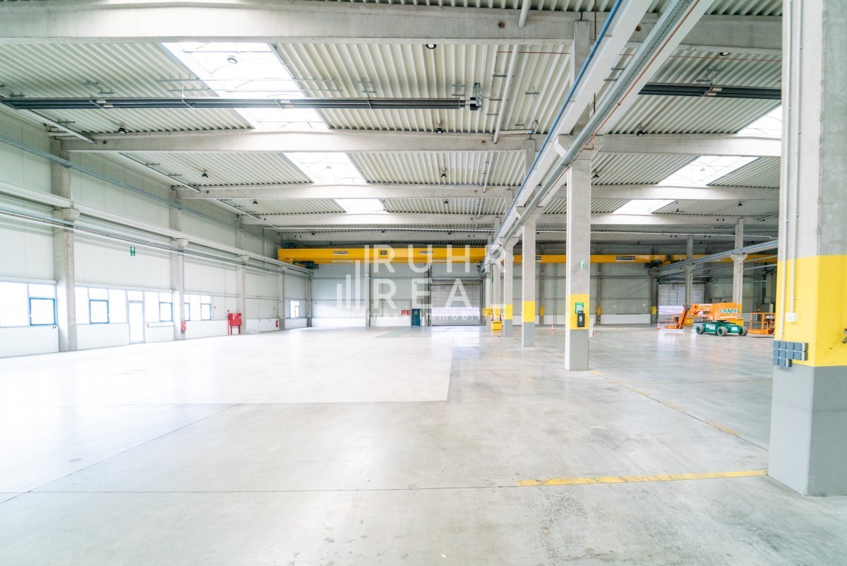 Innenansicht Halle Innenansicht Halle