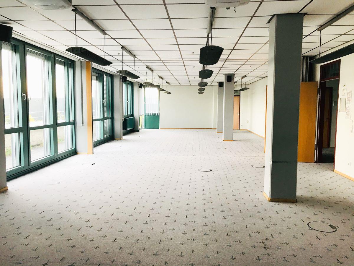 Helle Büroflächen Helle Büroflächen