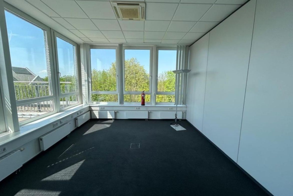 Eckbüro