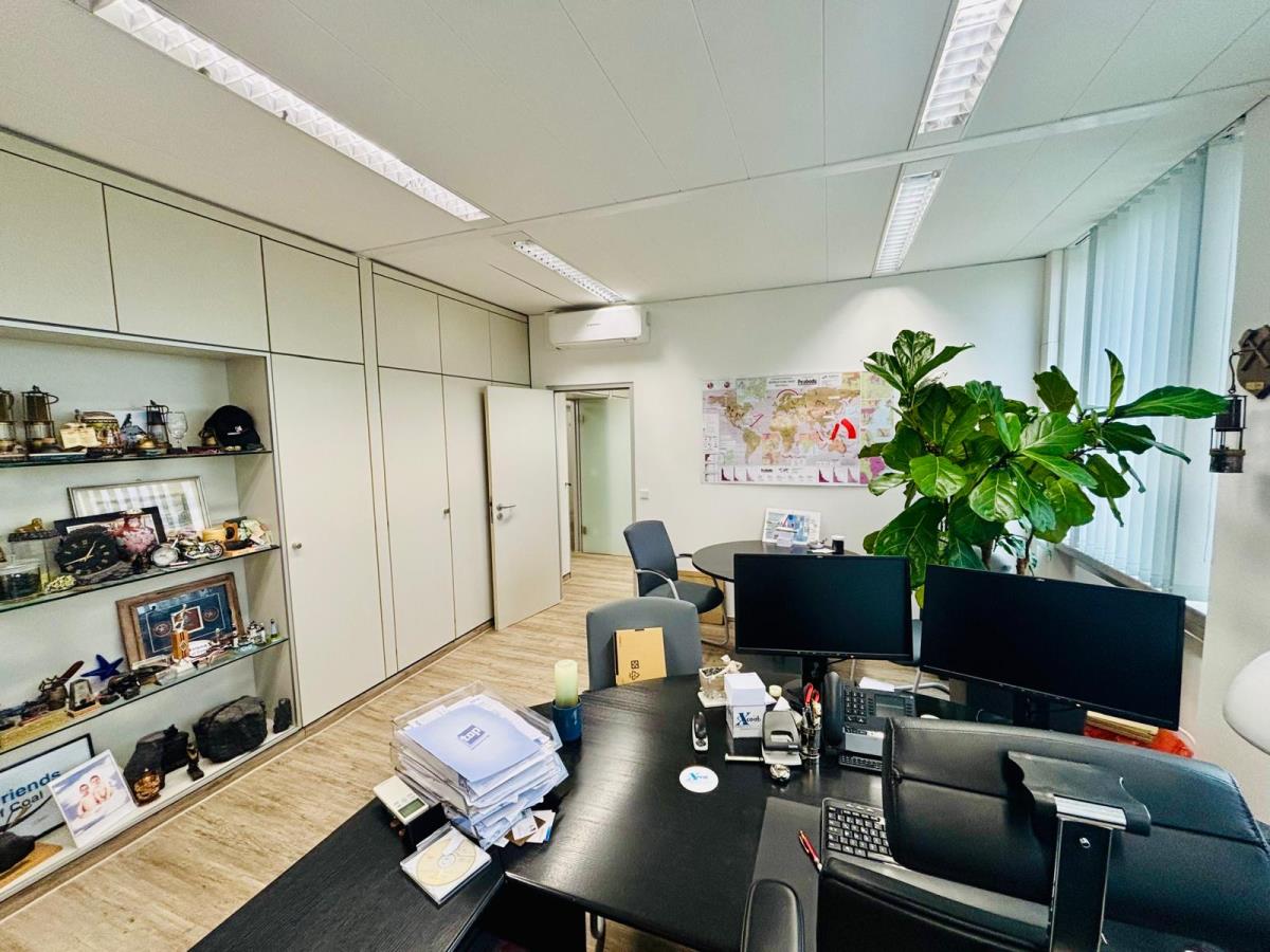 Innenansicht Büro 5. OG Innenansicht Büro 5. OG