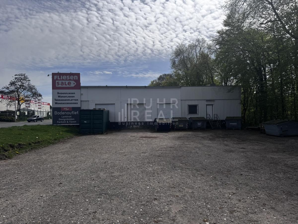 Andienung Außenansicht Andienung Außenansicht