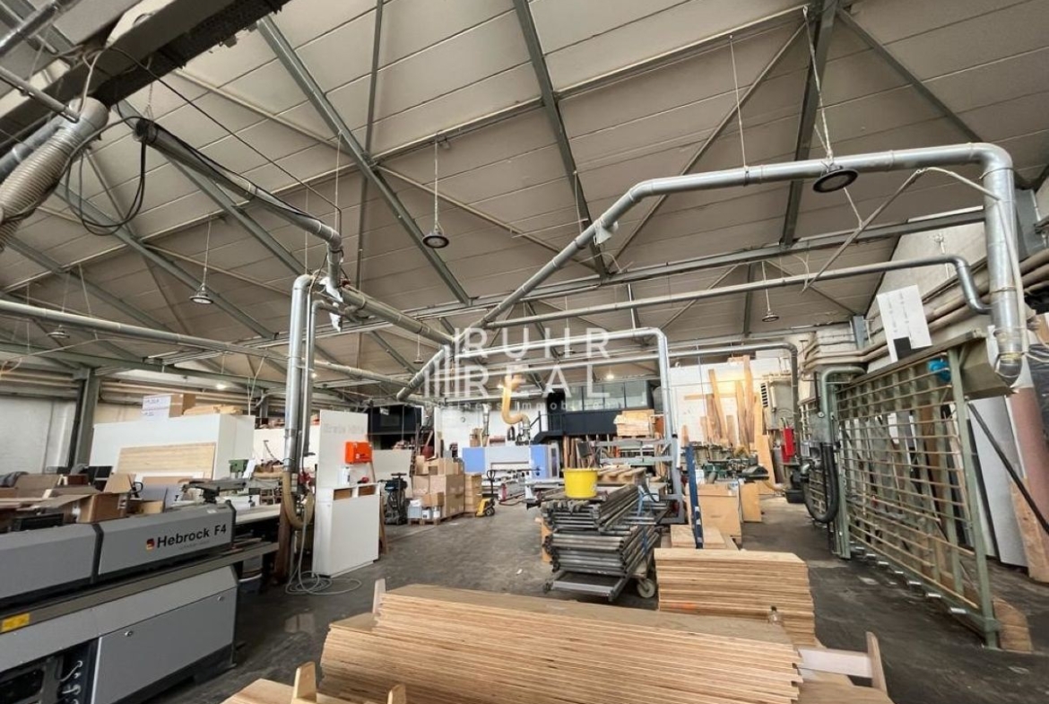 Lagerhalle