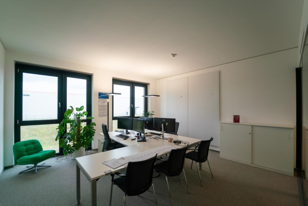 Doppelbüro