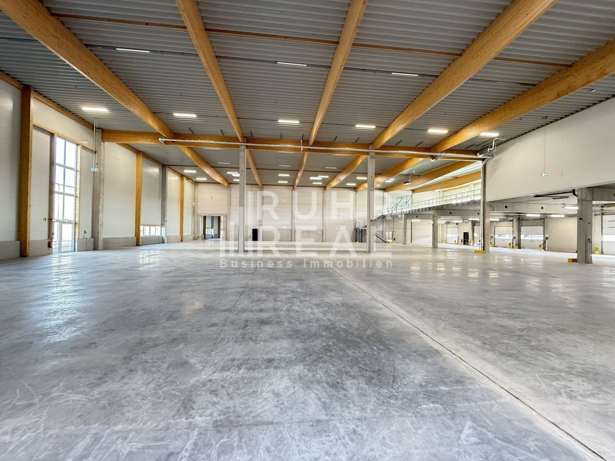 Innenansicht Halle Innenansicht Halle
