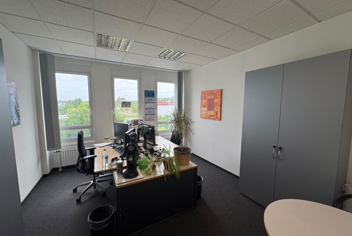 Doppelbüro