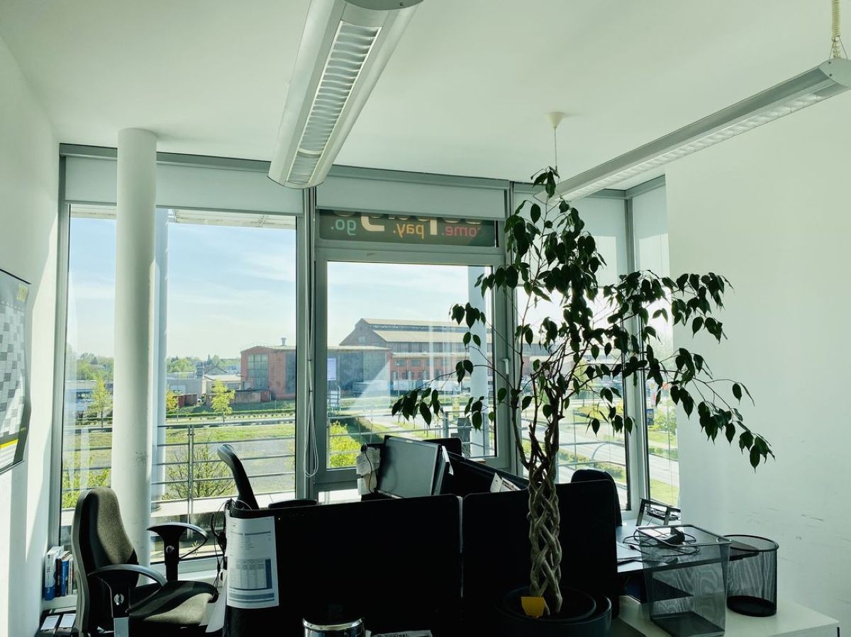 Helles Büro Helles Büro