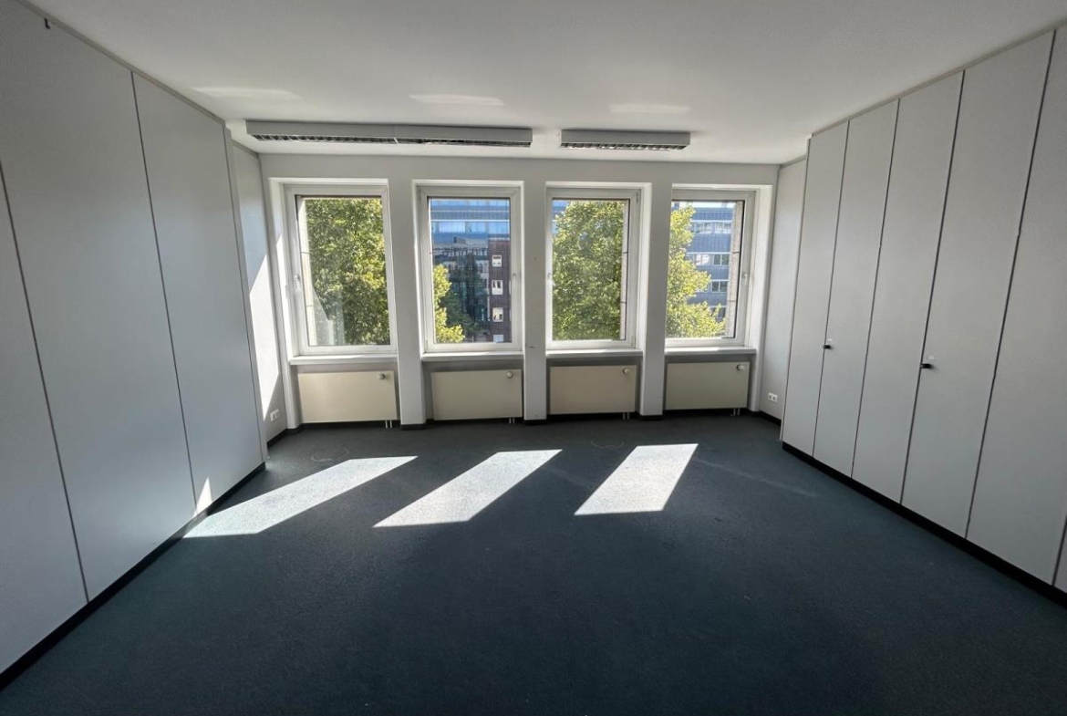 Doppelbüro