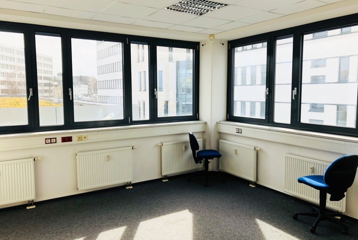Eckbüro